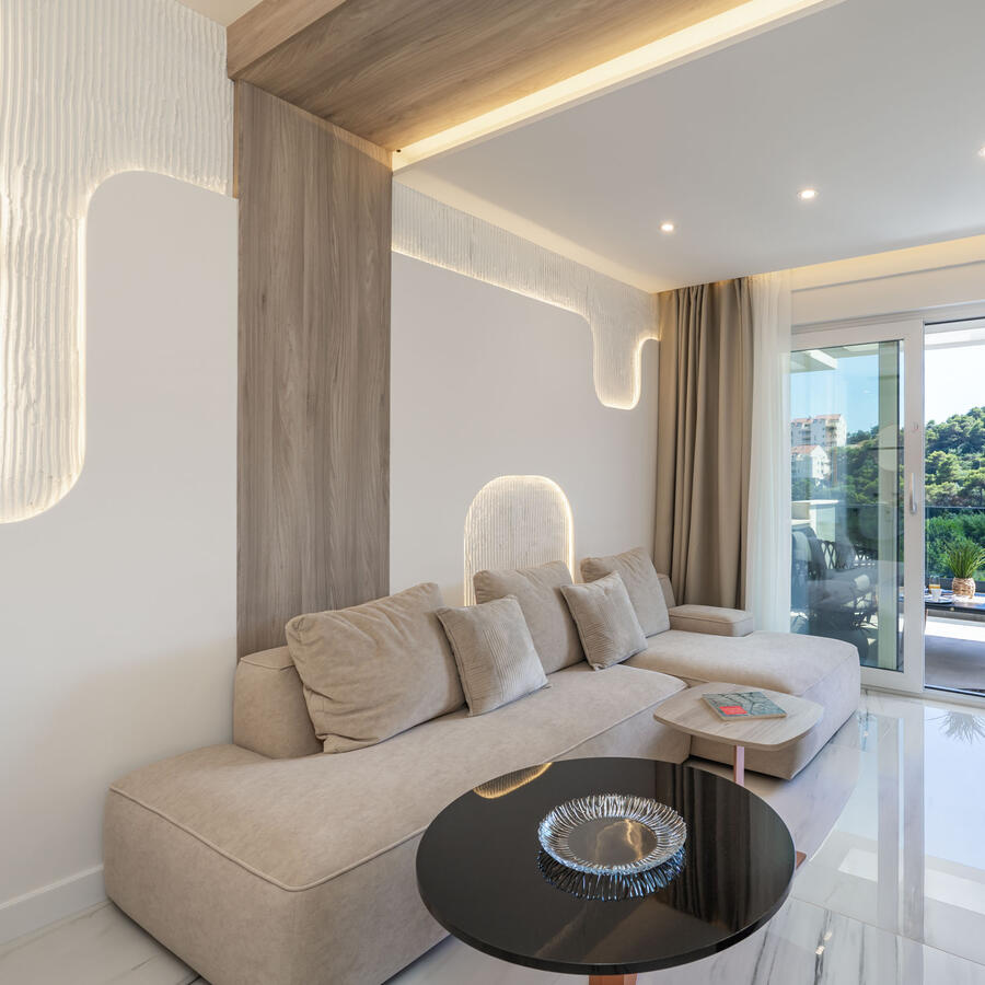 THE SIGNATURE SUITE