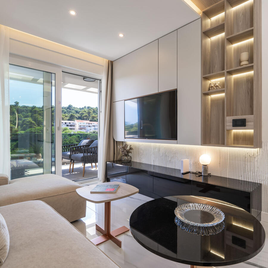 THE SIGNATURE SUITE